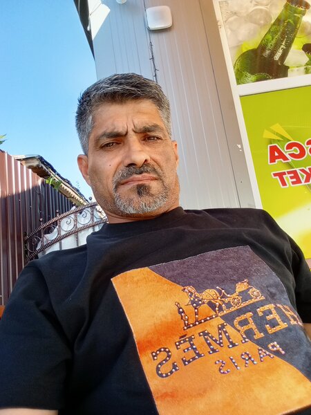 Cuplu 48 si 37 ani oferim placere garanta domnilor maturi si cuplurilor